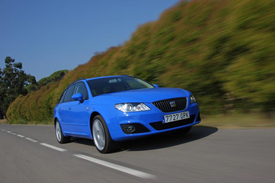 Seat Exeo ST 2009 года  (фото 79 из 203)